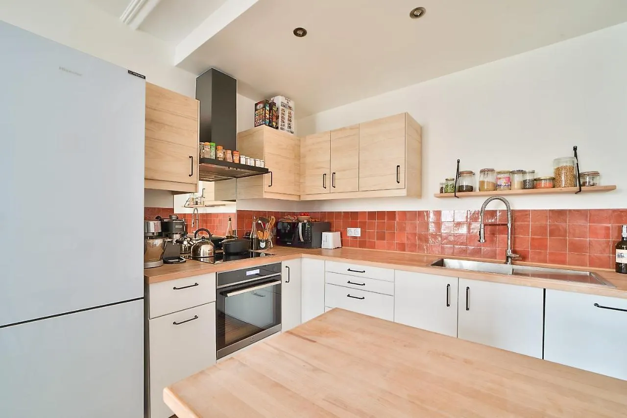 Comfortable Apartment In The Heart Of Paris - Welkeys